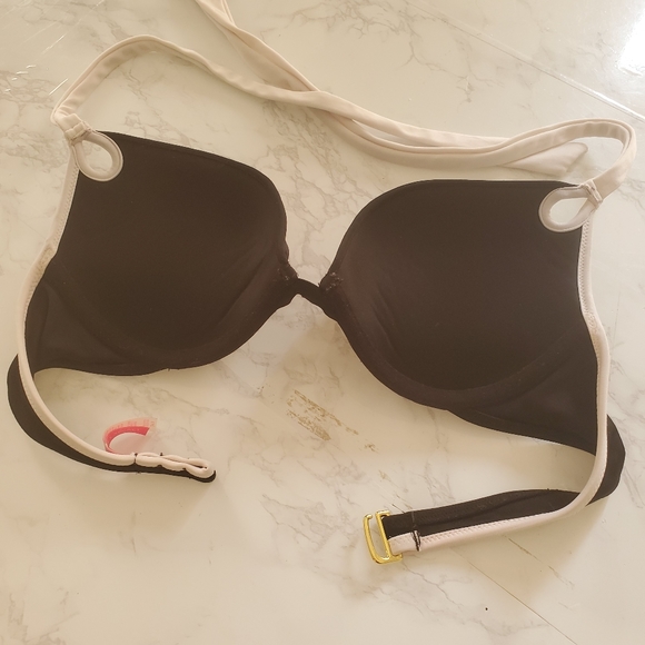🔴Victoria secret push up bikini top - Picture 3 of 4